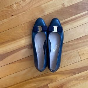Vintage Ferragamo Vara Bow Pumps, Navy